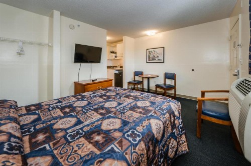 Tampa Bay Extended Stay Hotel - image 7