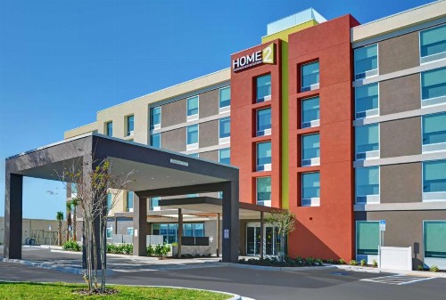 Home2 Suites By Hilton Largo Fl - image 1