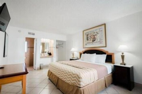 Travelodge by Wyndham Las Vegas - image 12