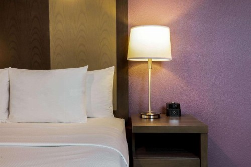 La Quinta Inn & Suites by Wyndham Las Vegas Nellis - image 24