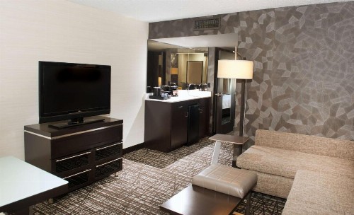 Embassy Suites by Hilton Las Vegas - image 11