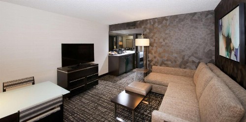 Embassy Suites by Hilton Las Vegas - image 15