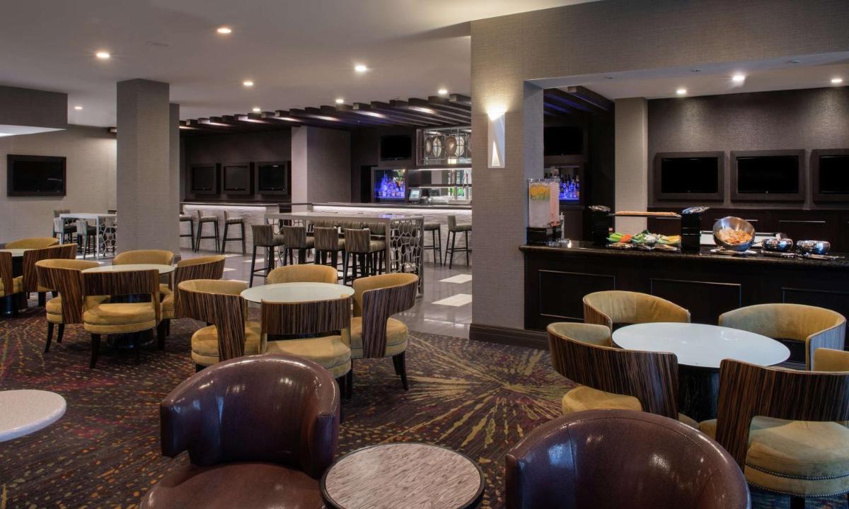 Embassy Suites by Hilton Las Vegas - image 5
