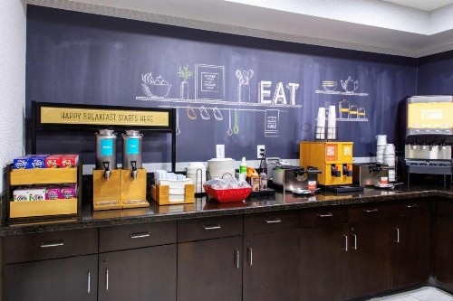 Hampton Inn Las Vegas/Summerlin - image 16