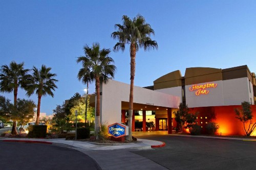 Hampton Inn Las Vegas/Summerlin - image 2