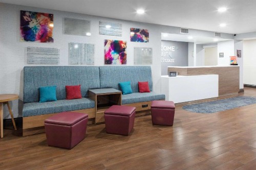 Hampton Inn Las Vegas/Summerlin - image 8