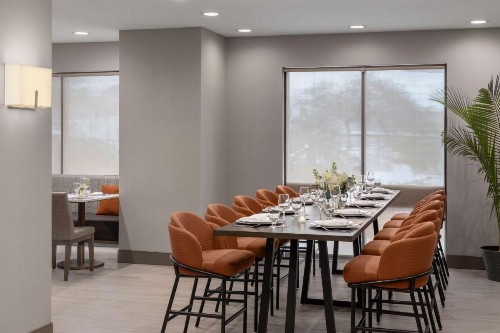 DoubleTree by Hilton Las Vegas Airport - image 14