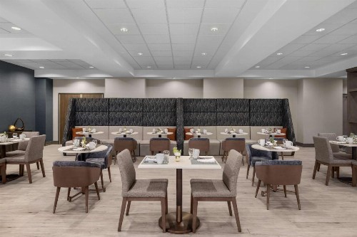 DoubleTree by Hilton Las Vegas Airport - image 15