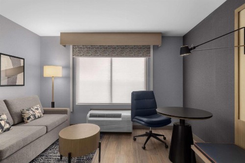DoubleTree by Hilton Las Vegas Airport - image 24