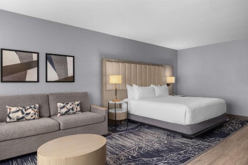DoubleTree by Hilton Las Vegas Airport - image 34