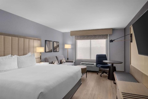 DoubleTree by Hilton Las Vegas Airport - image 43