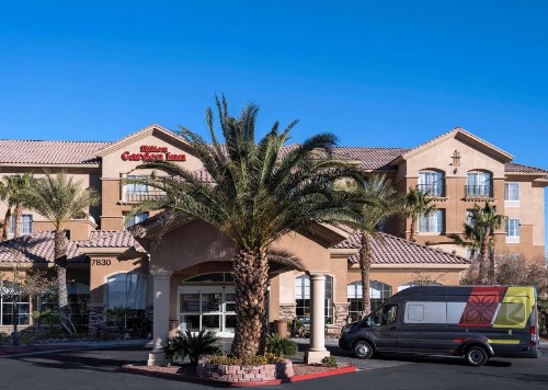 Hilton Garden Inn Las Vegas Strip South - image 1