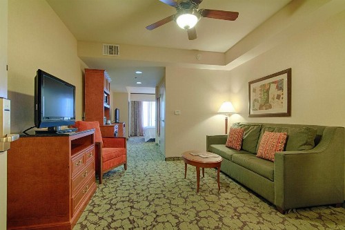 Hilton Garden Inn Las Vegas Strip South - image 11