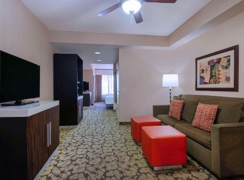 Hilton Garden Inn Las Vegas Strip South - image 31