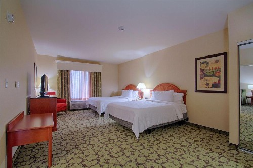 Hilton Garden Inn Las Vegas Strip South - image 8