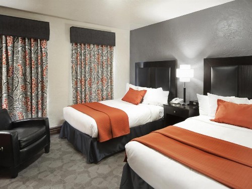 Golden Gate Casino Hotel - image 3