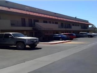 Siegel Slots and Suites (No Resort Fees) - main image