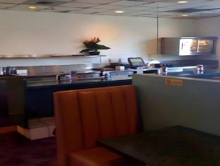 Siegel Slots and Suites (No Resort Fees) - image 2