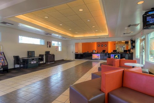 Motel 6-Las Vegas NV - Tropicana - image 9