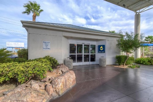 Motel 6-Las Vegas NV - Tropicana - image 16