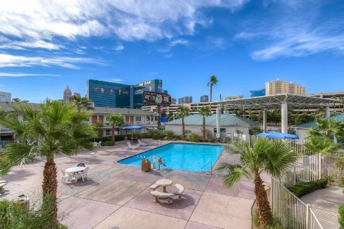 Motel 6-Las Vegas NV - Tropicana - image 19