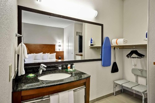 Hyatt Place Las Vegas - image 10