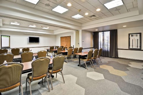 Hyatt Place Las Vegas - image 11