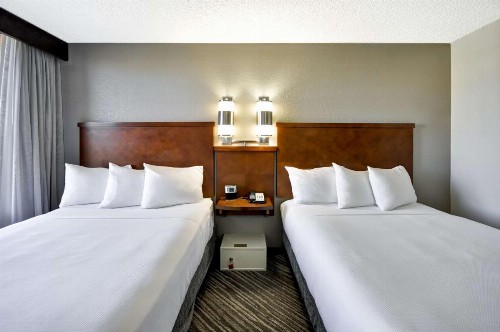 Hyatt Place Las Vegas - image 25