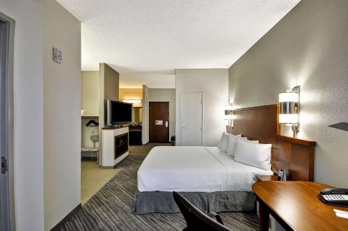 Hyatt Place Las Vegas - image 34