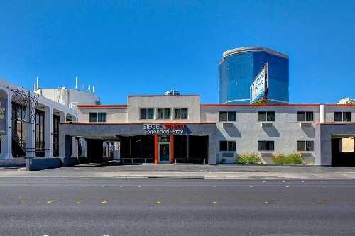 Siegel Select Convention Center - image 1