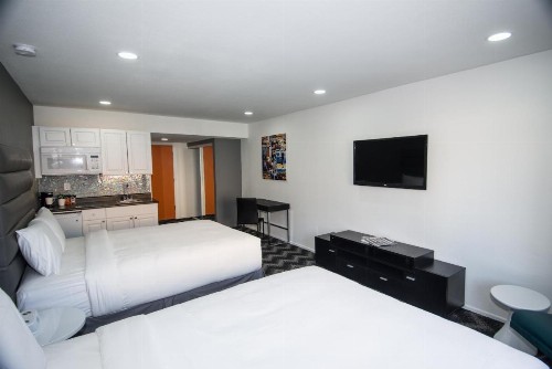 Siegel Select Convention Center - image 27