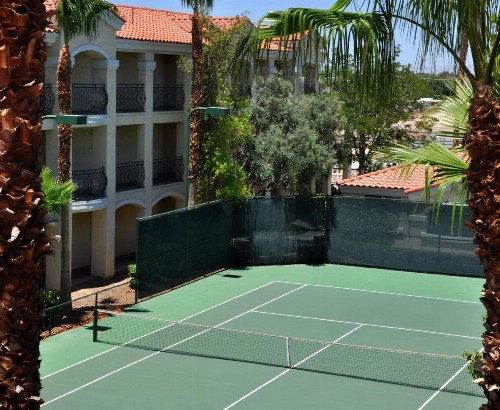Club de Soleil All-Suite Resort - image 12