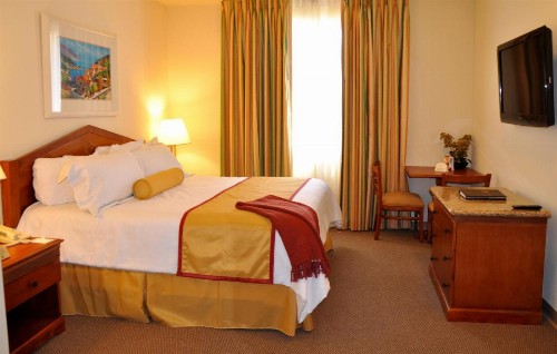 Club de Soleil All-Suite Resort - image 13