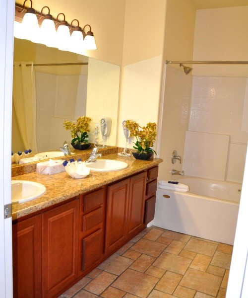 Club de Soleil All-Suite Resort - image 17