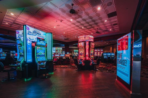 Boulder Station Hotel And Casino - image 2