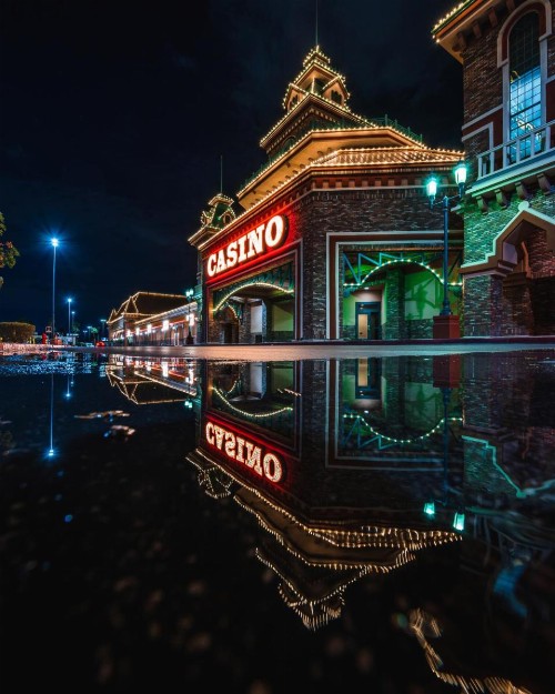 Boulder Station Hotel And Casino - image 35