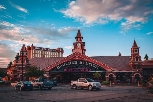 Boulder Station Hotel And Casino - image 40