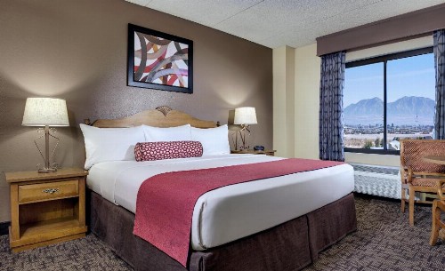 Fiesta Rancho Hotel And Casino - image 42
