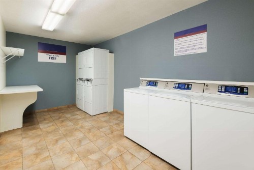 Sonesta Simply Suites Las Vegas - image 22