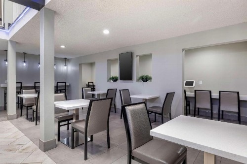 Best Western McCarran Inn - image 11