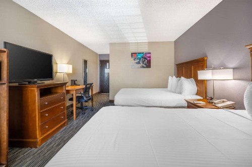 Best Western McCarran Inn - image 30