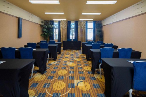 Baymont by Wyndham Las Vegas South Strip - image 33