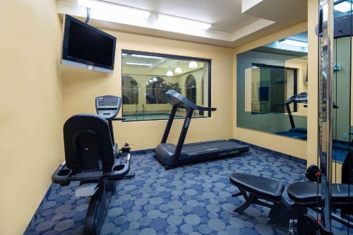Baymont by Wyndham Las Vegas South Strip - image 42