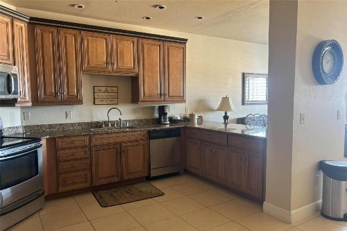 Baymont by Wyndham Las Vegas South Strip - image 49