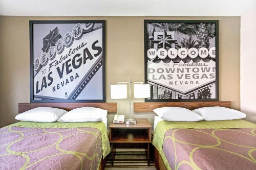 Super 8 by Wyndham Las Vegas Nellis AFB Area - image 9