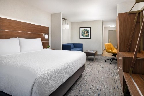 Holiday Inn Express Las Vegas South an IHG Hotel - image 10