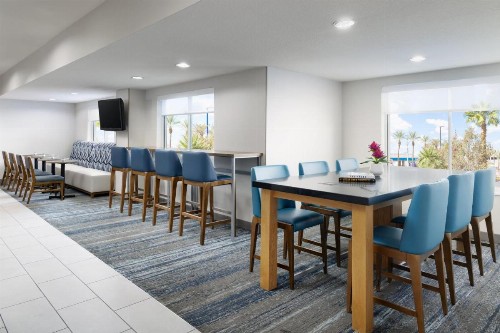 Holiday Inn Express Las Vegas South an IHG Hotel - image 36