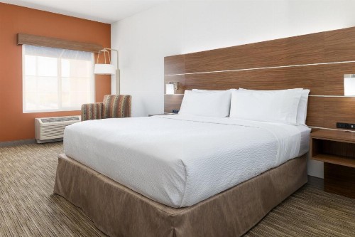 Holiday Inn Express & Suites Las Vegas SW Springvalley an IHG Hotel - image 38