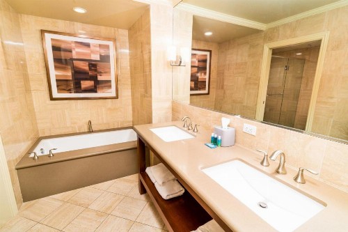 Holiday Inn Express & Suites Las Vegas SW Springvalley an IHG Hotel - image 9
