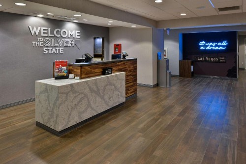 Hampton Inn & Suites Las Vegas Airport - image 21